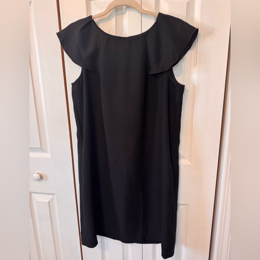 Banana Republic Black Mini Cocktail Dress Ruffle Sleeve Sz 8 PullOn Lightweight - Picture 2 of 11